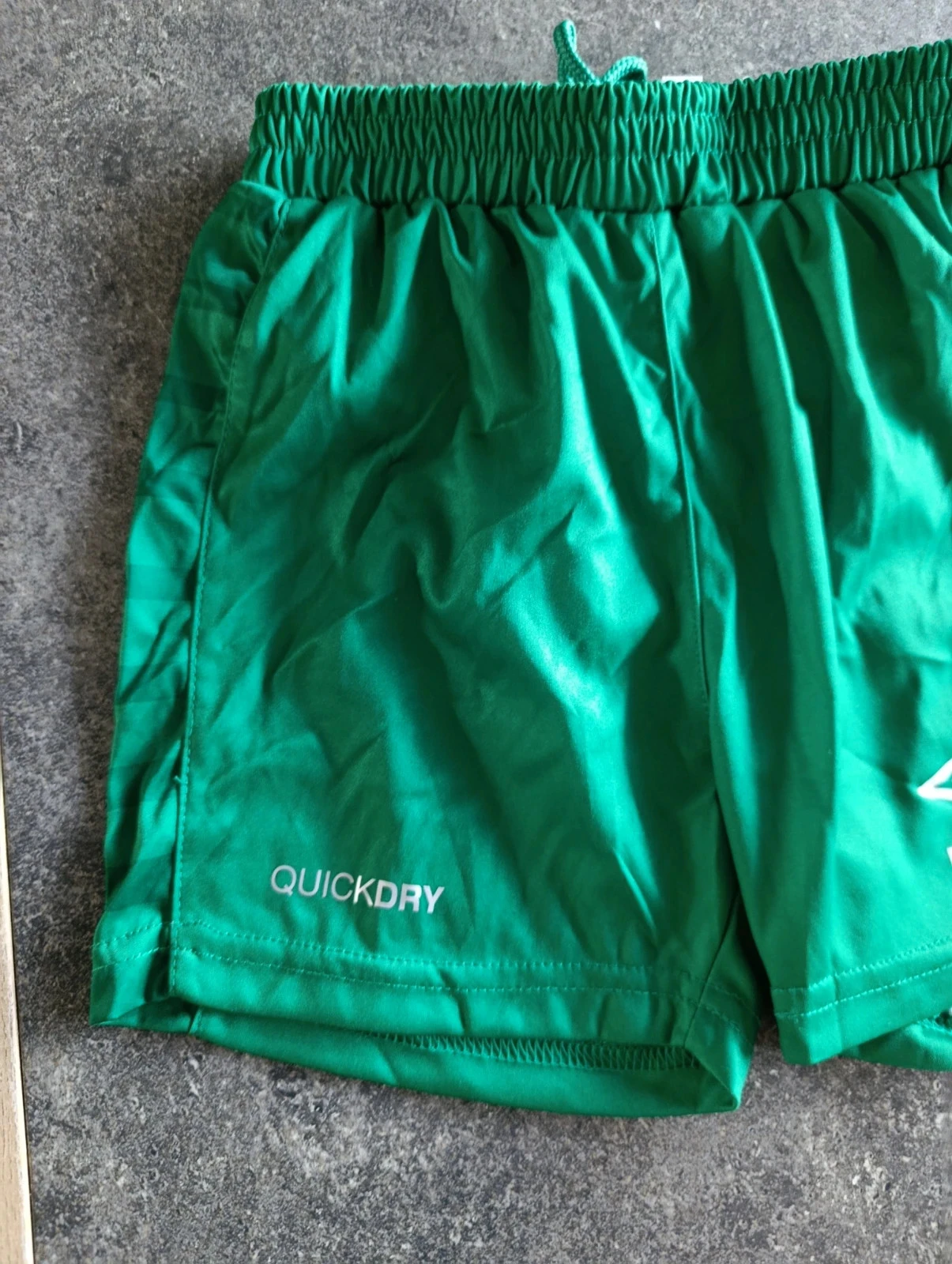 Umbro kids' 5-6 years (116) green QuickDry athletic shorts – New with tag – photo 3